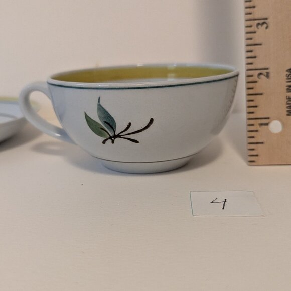 Vintage Handpainted Arabia Finland Windflower Teacup and Saucer with Flaw - Picture 9 of 11